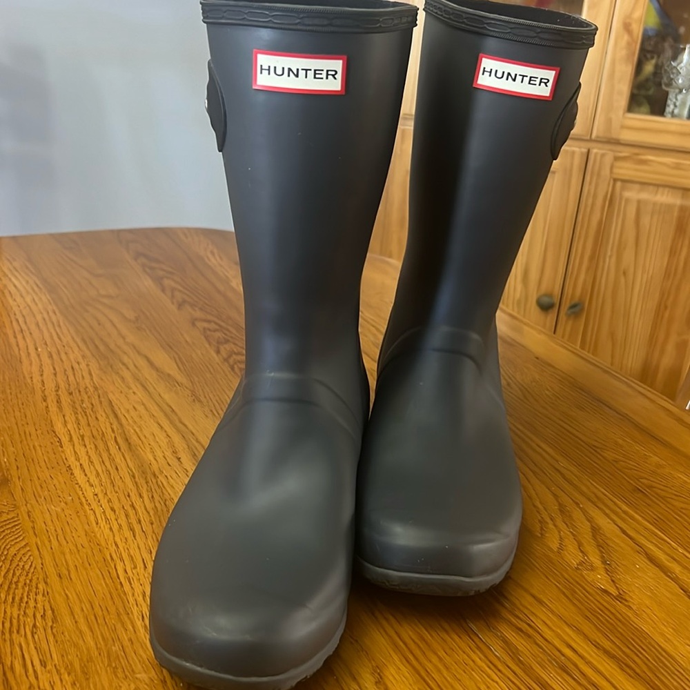 Hunter Boots Tour Short black matte sz 11 US